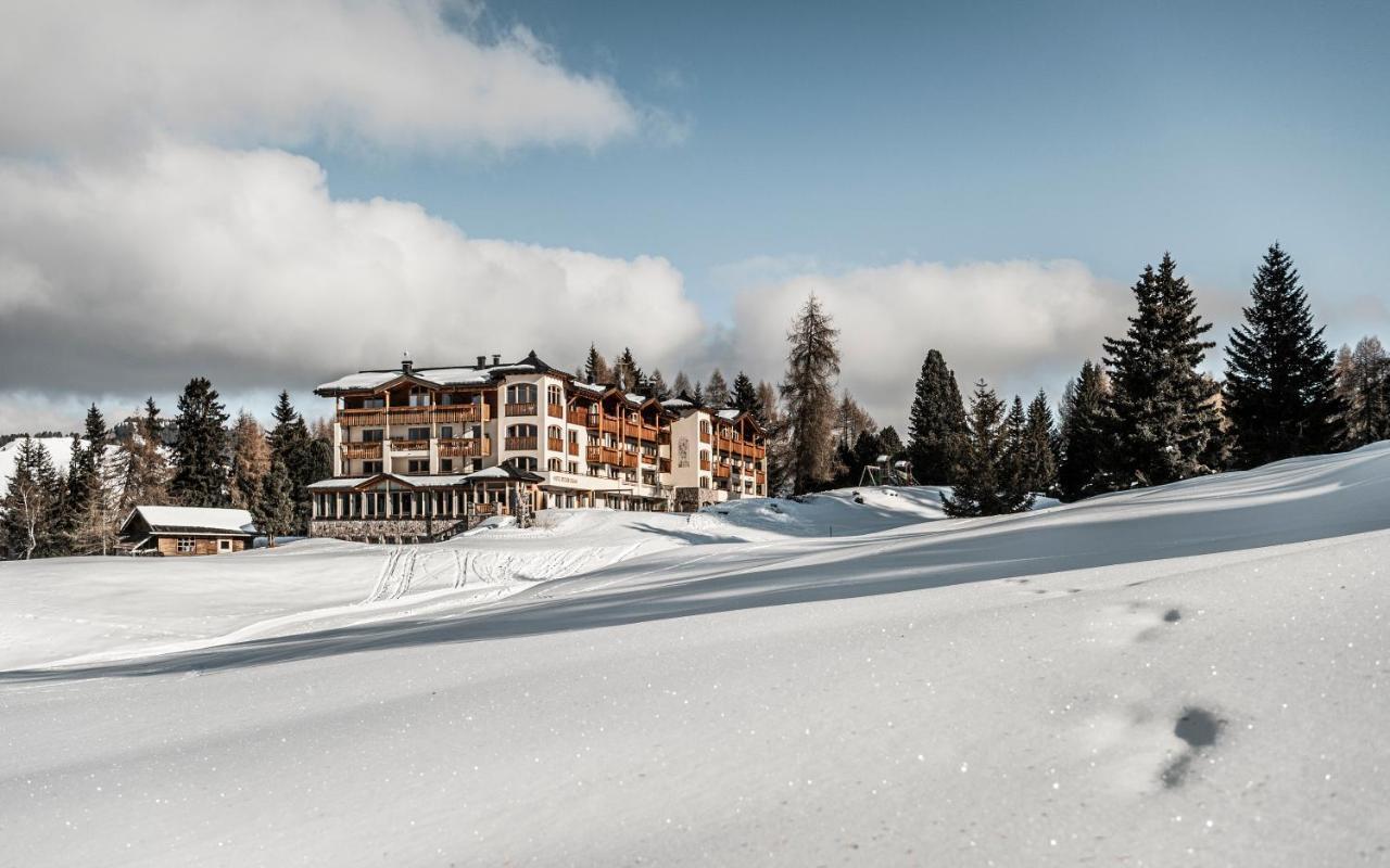 Hotel Steger-Dellai Alpe Di Siusi Kültér fotó